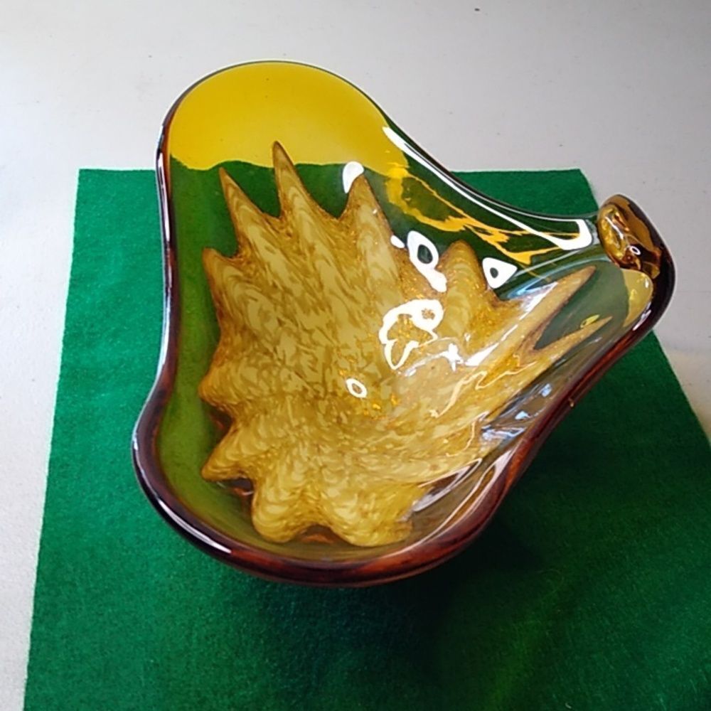 Amber Gold and White Shell Pattern Murano style Ashtray/Dish Cottagecore